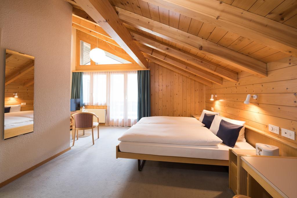 Bluemlisalp Hotel Kandersteg Bagian luar foto