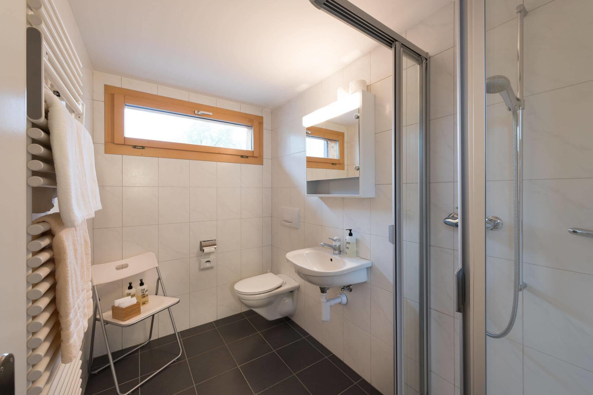 Bluemlisalp Hotel Kandersteg Bagian luar foto