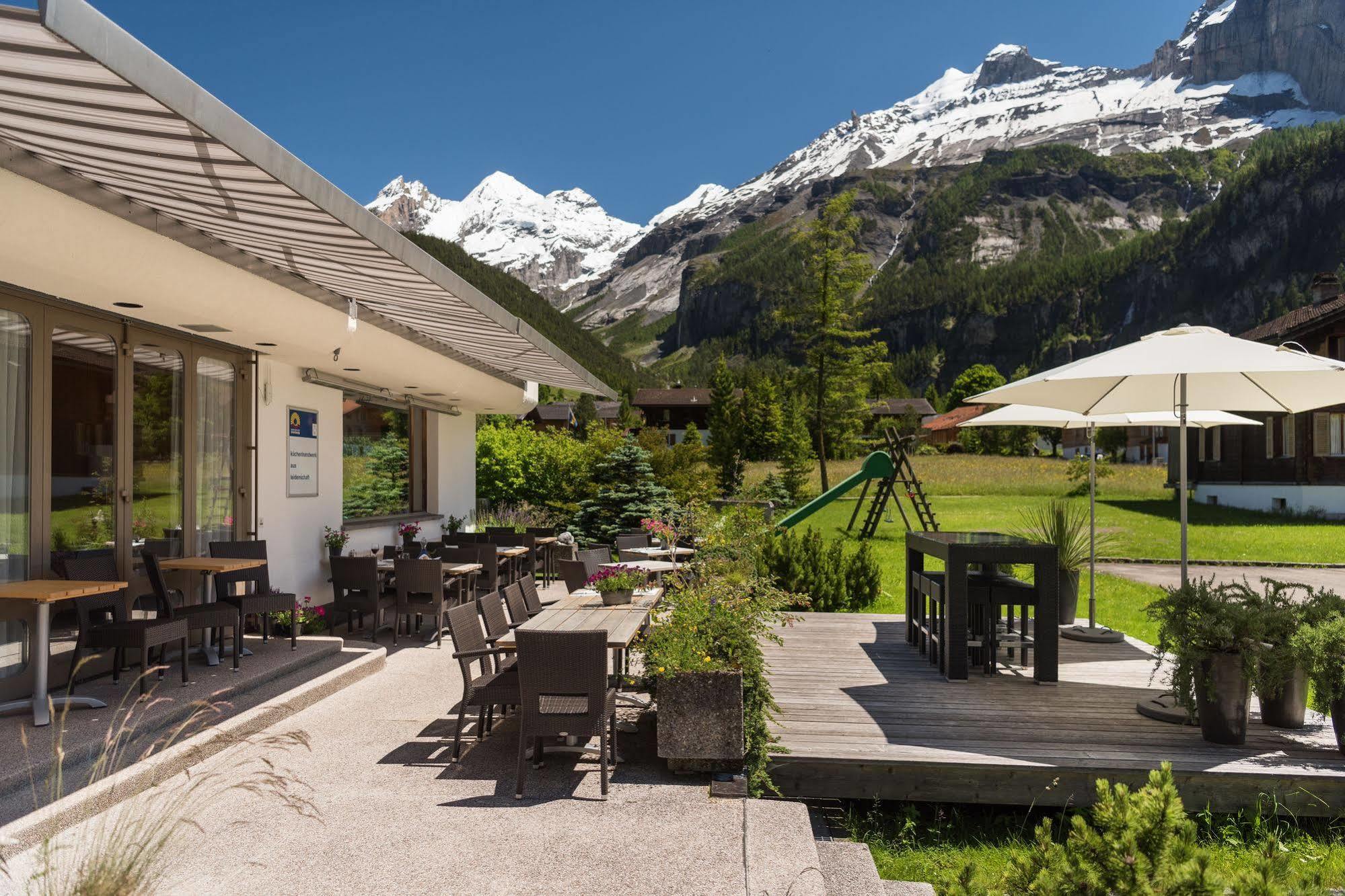 Bluemlisalp Hotel Kandersteg Bagian luar foto